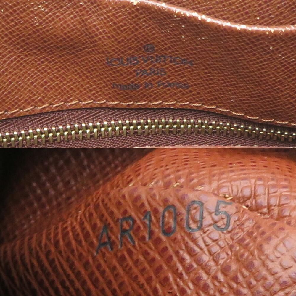 Louis Vuitton Shoulder Bags