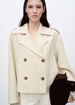 Double-breasted jacket with lapels