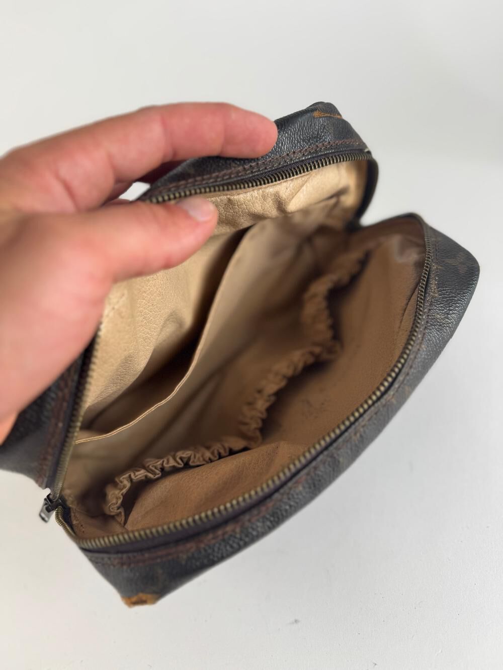 Louis Vuitton Clutch
