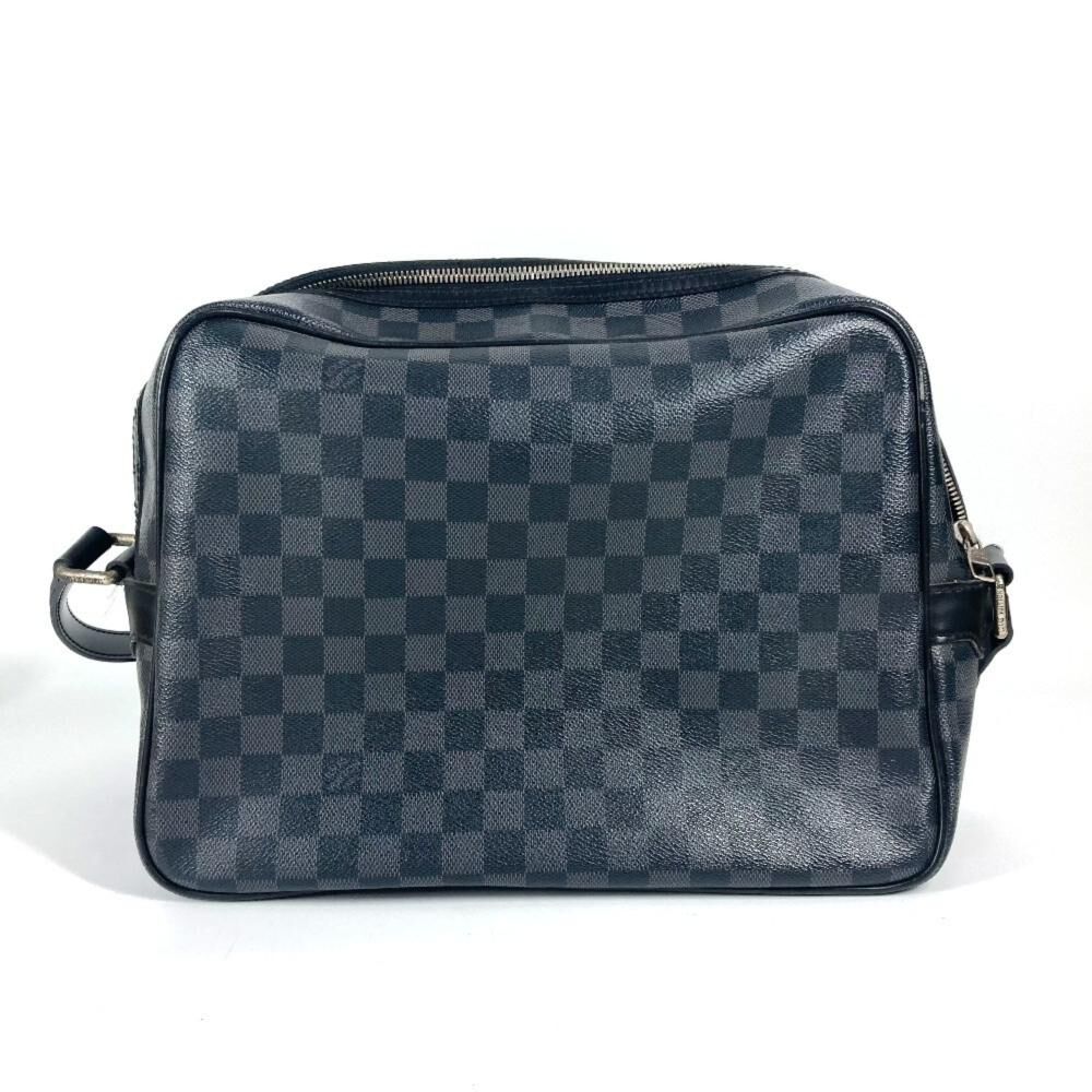 Louis Vuitton Messenger