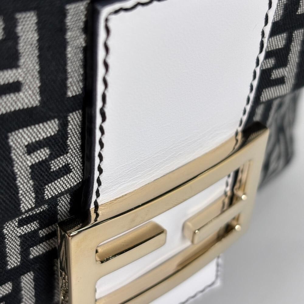 Fendi Shoulder Bag