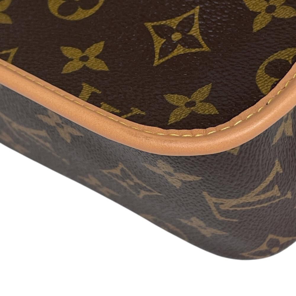 Louis Vuitton Shoulder Bags