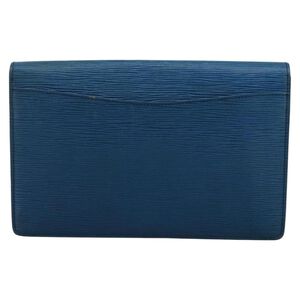 Louis Vuitton Montaigne