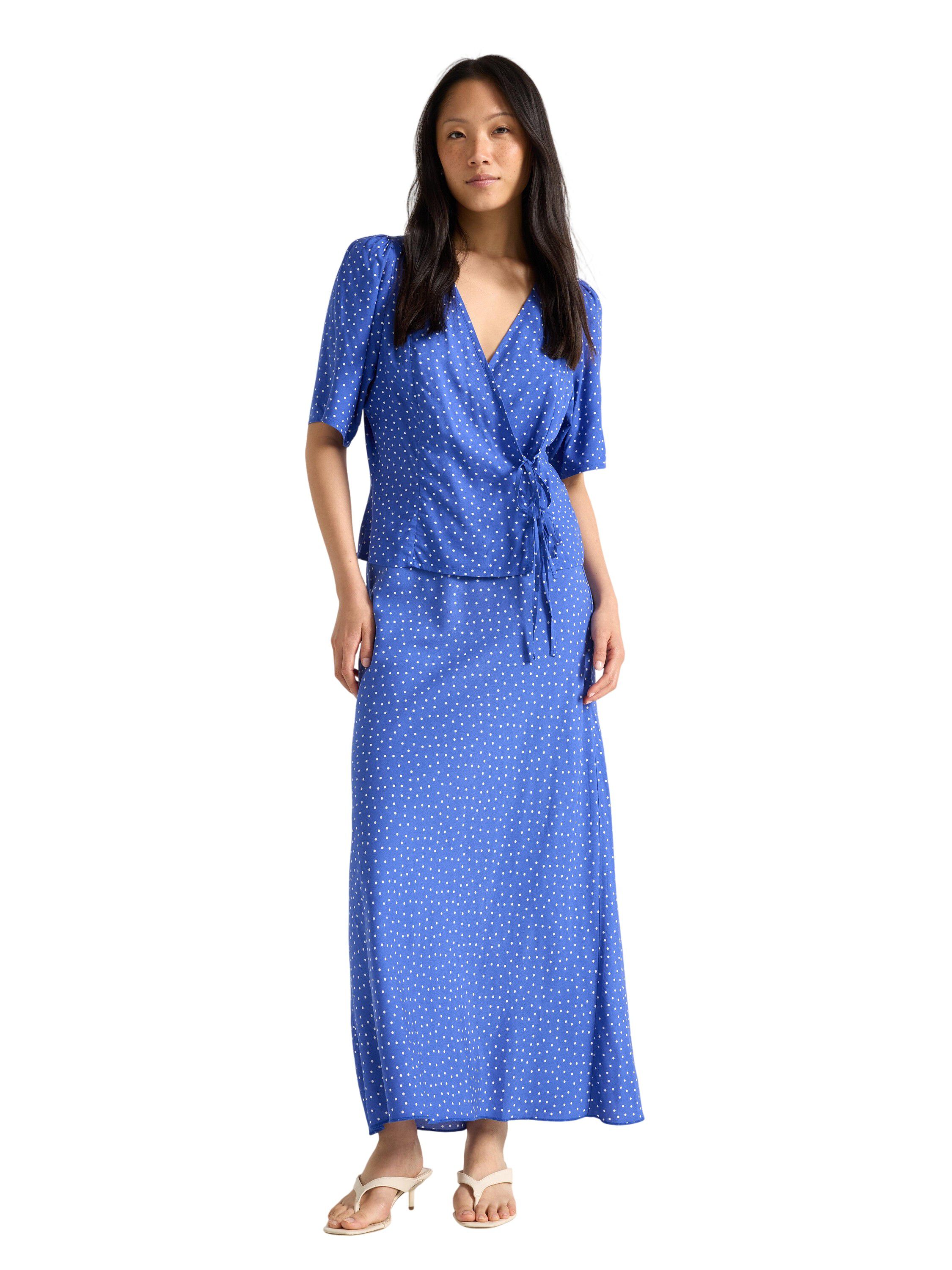 Woven maxi skirt in viscose with a