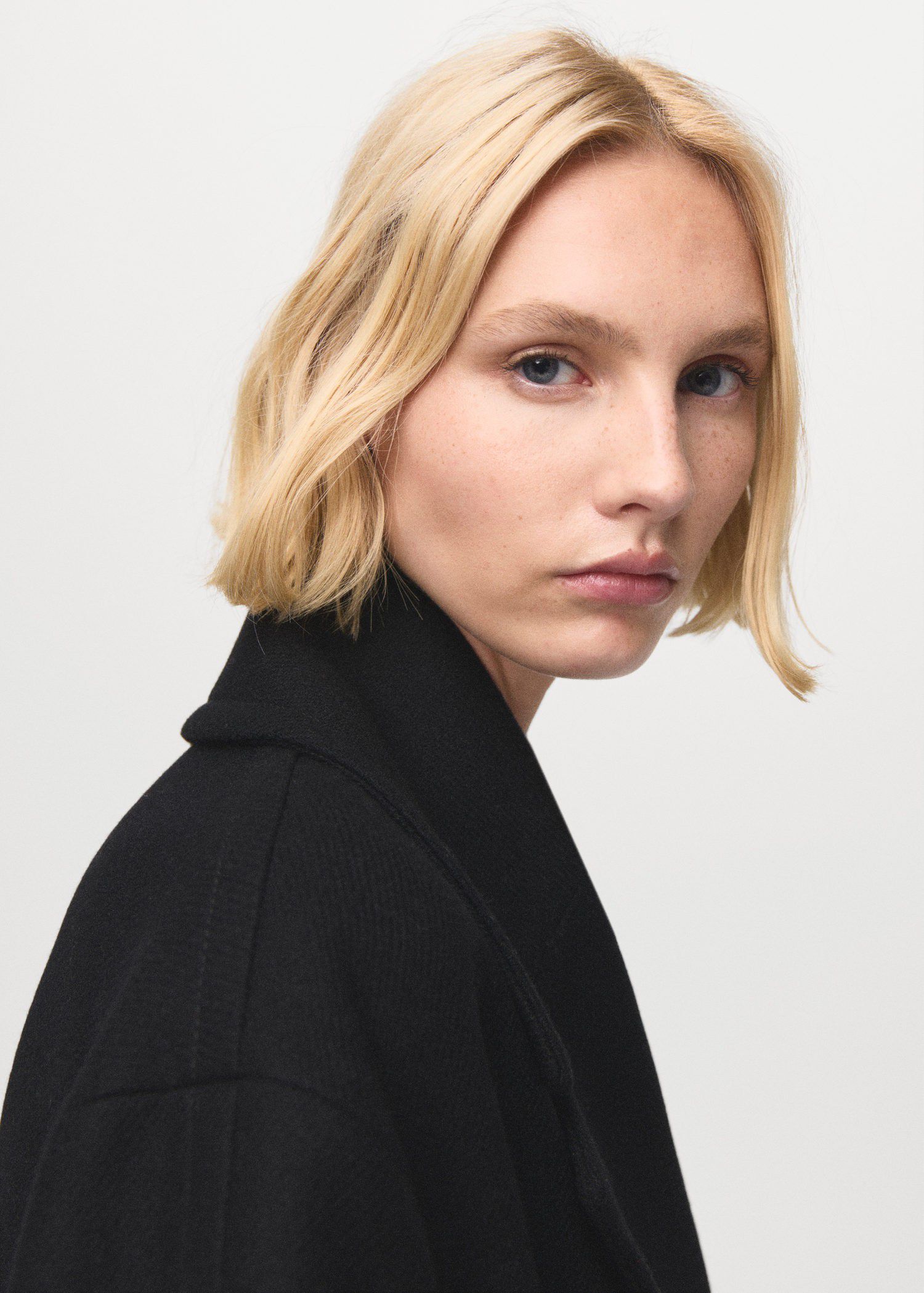 Manteco wool coat with belt