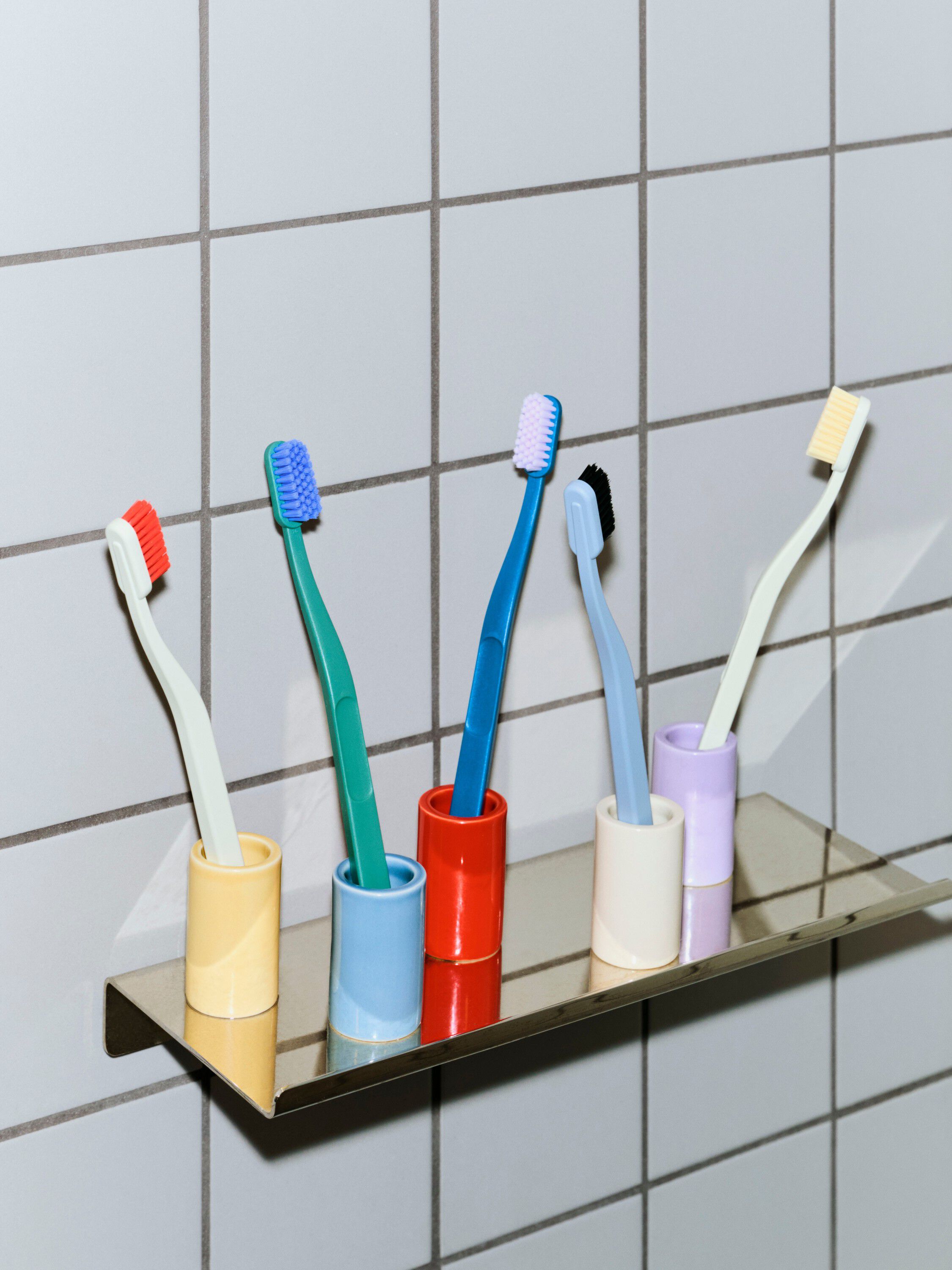 Tann Toothbrush-Off-white and red