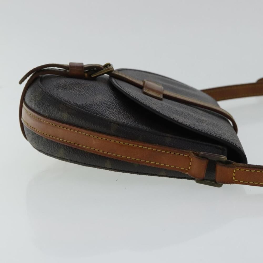 Louis Vuitton Chantilly