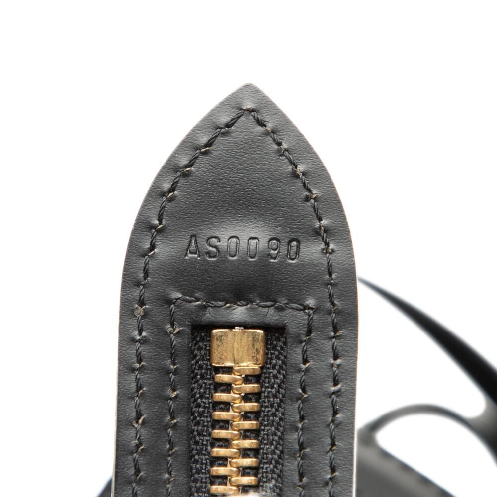 Louis Vuitton Saint Jacques