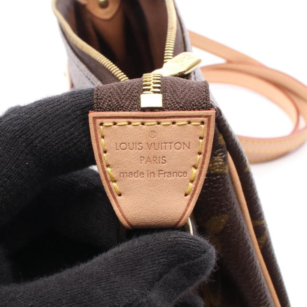 Louis Vuitton Shoulder Bags