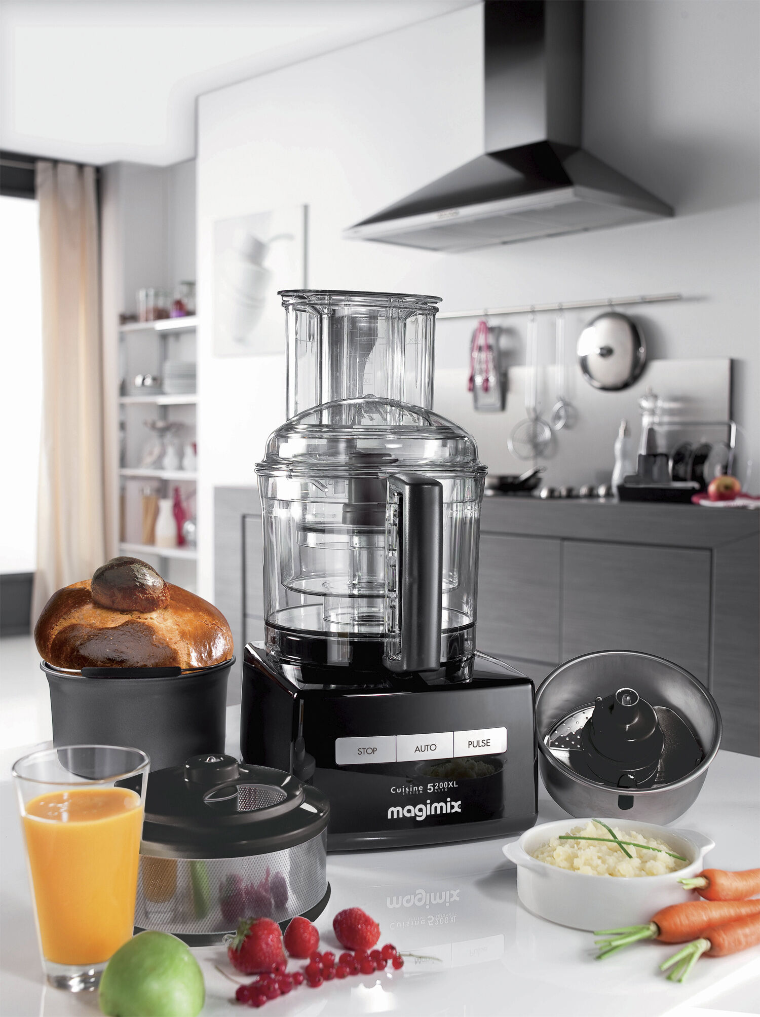 "Foodprocessor CS 5200 XL 1100 watt Svart"