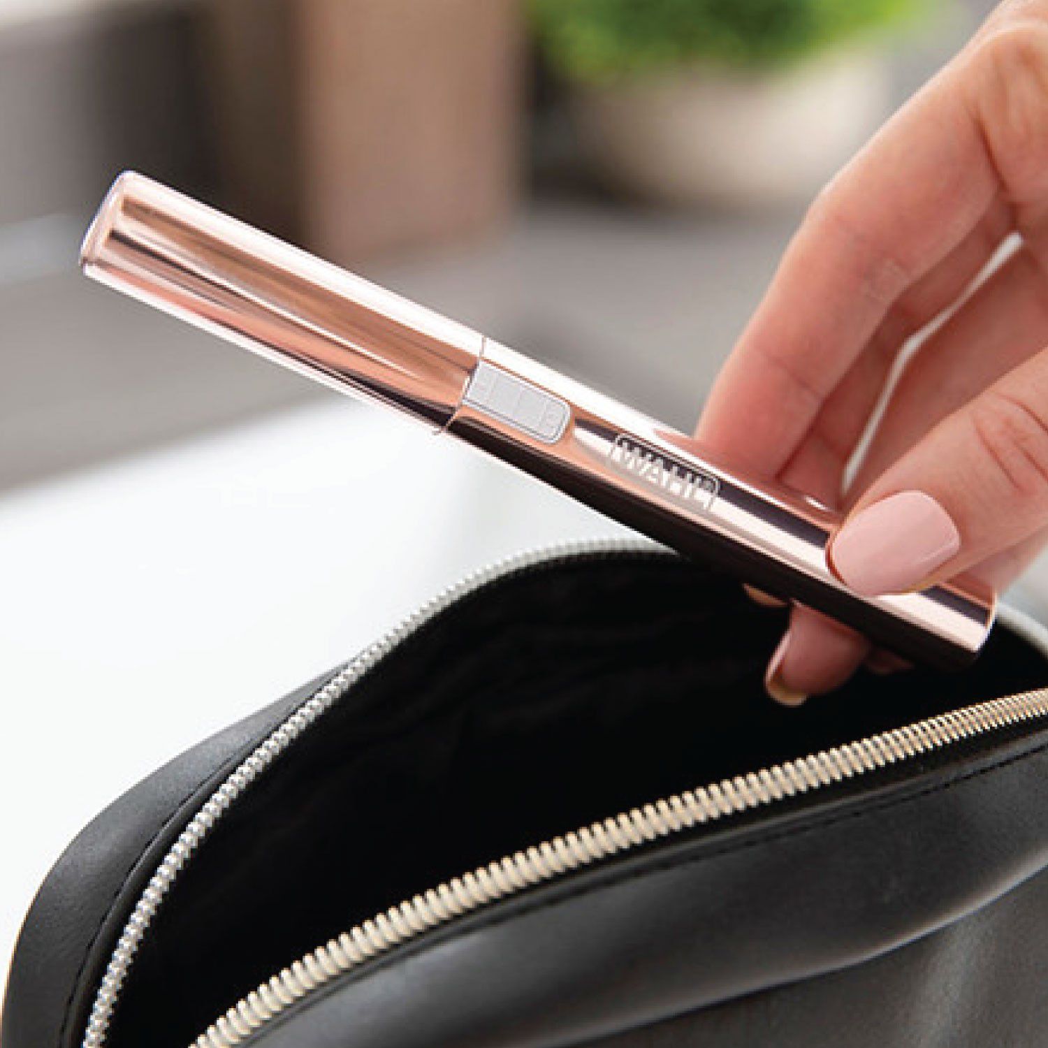 Pr&aelig;cisions &Oslash;jenbrynstrimmer