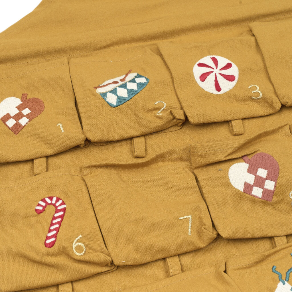 Wall Calendar - Nostalgia embroidery - Ochre