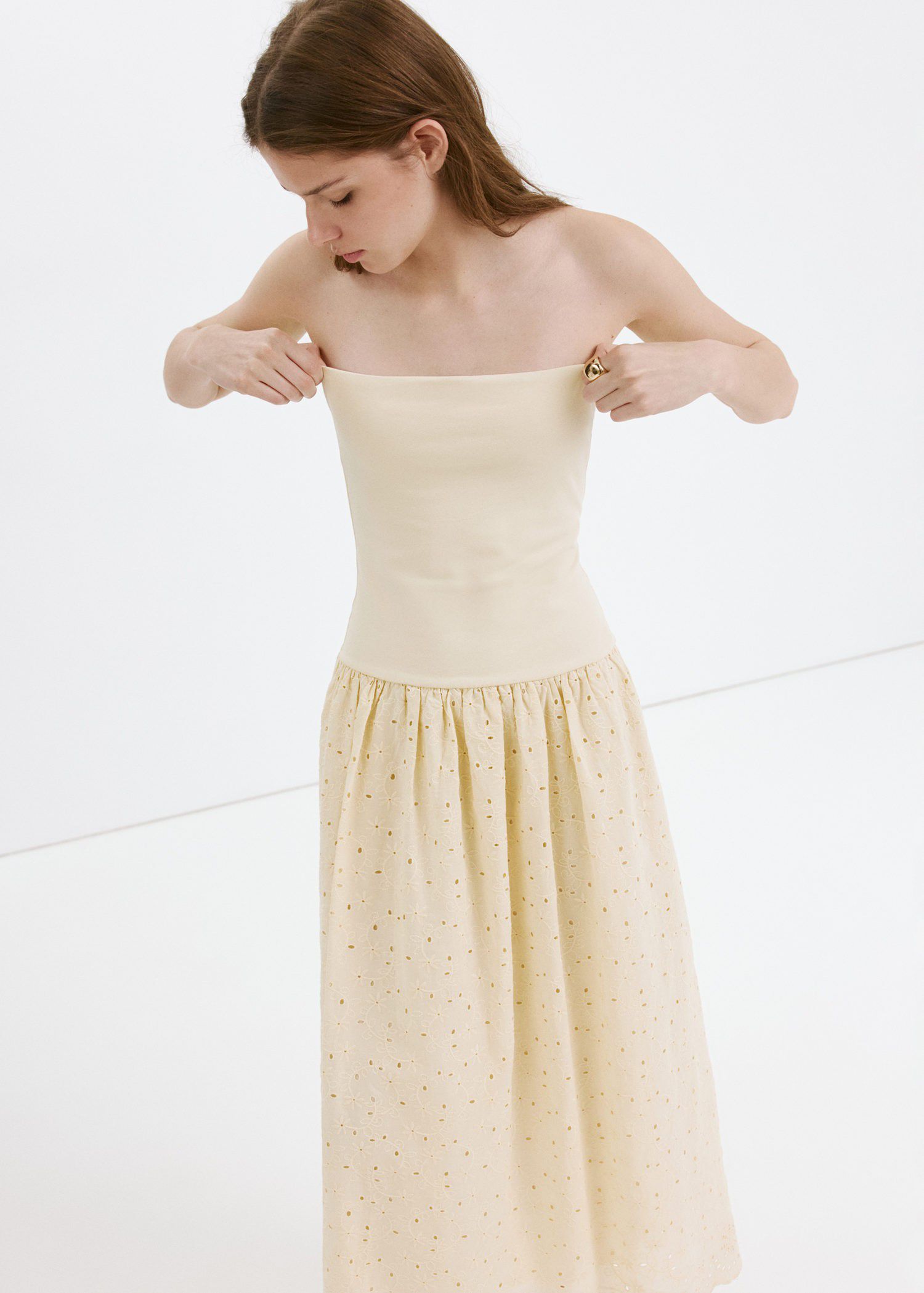 Strapless dress with broderie angla