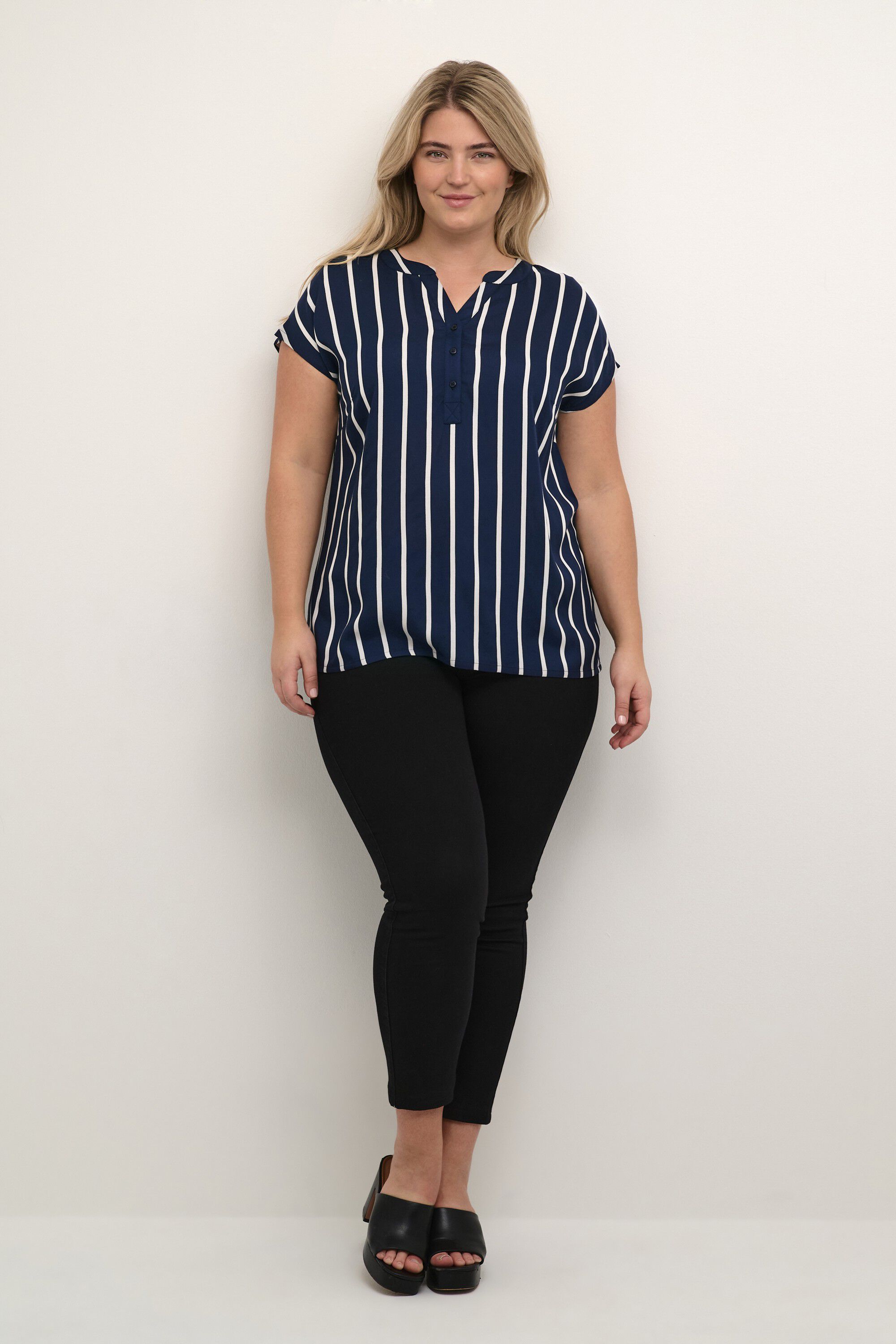 KCsida Wing Sl Blouse