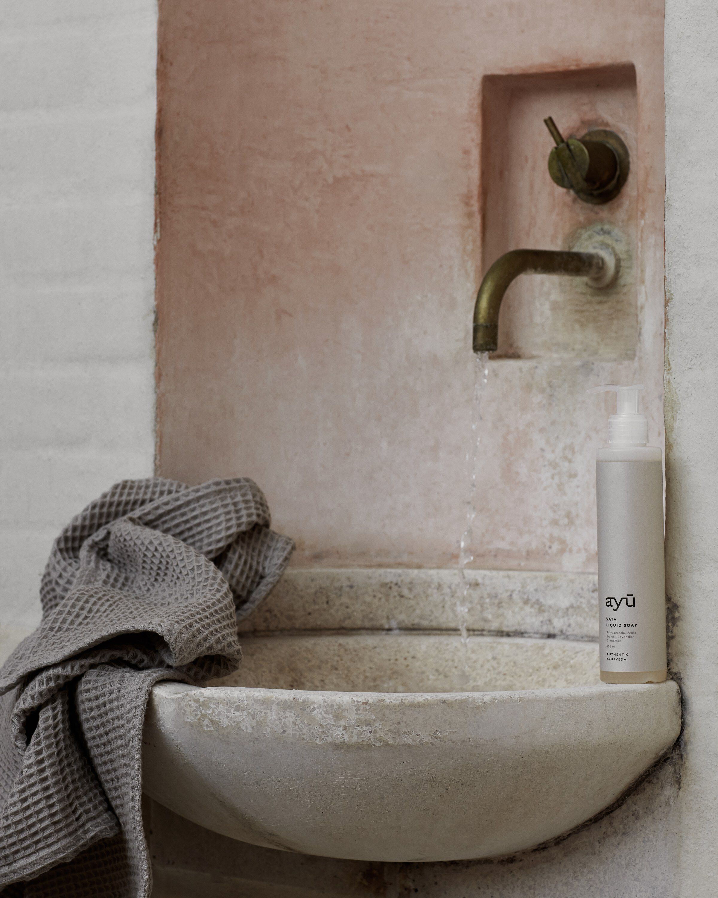 Vata Tv&aring;l f&ouml;r H&auml;nder och Kropp