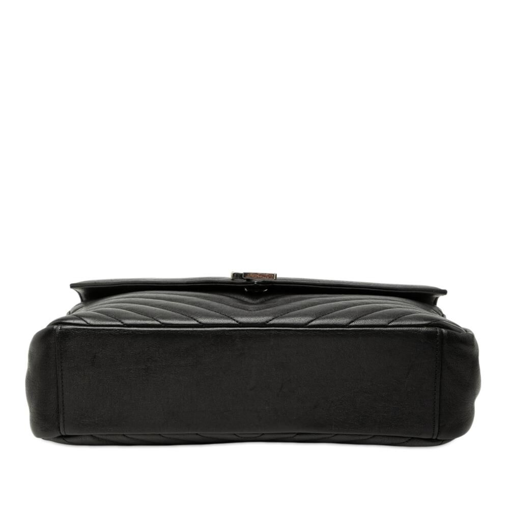 Yves Saint Laurent Handbag