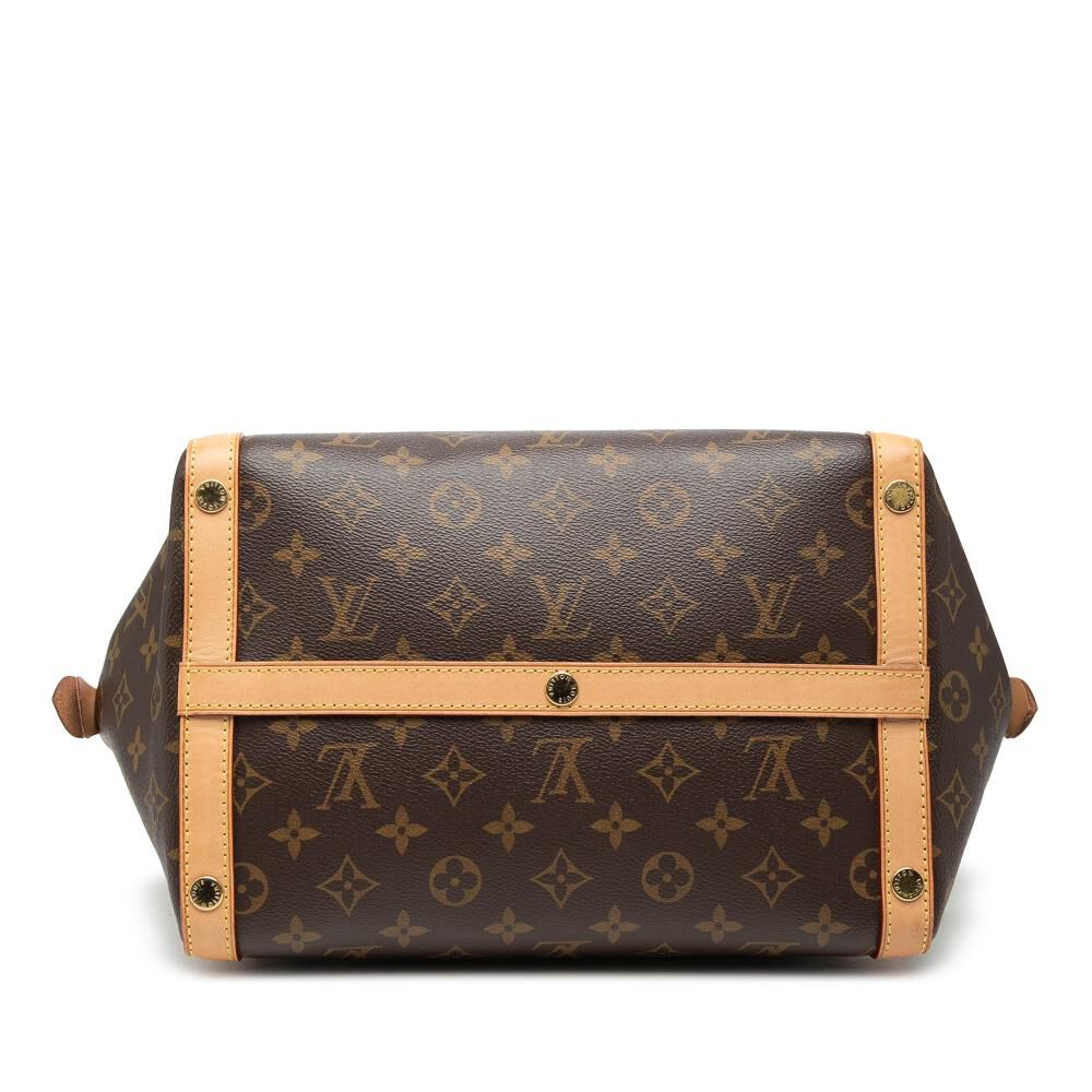 Louis Vuitton Marais