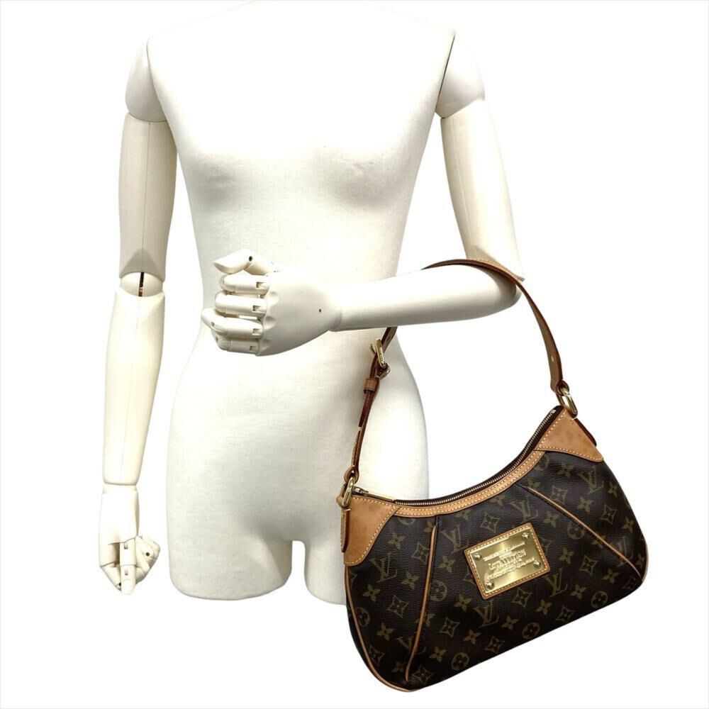 Louis Vuitton Shoulder Bags