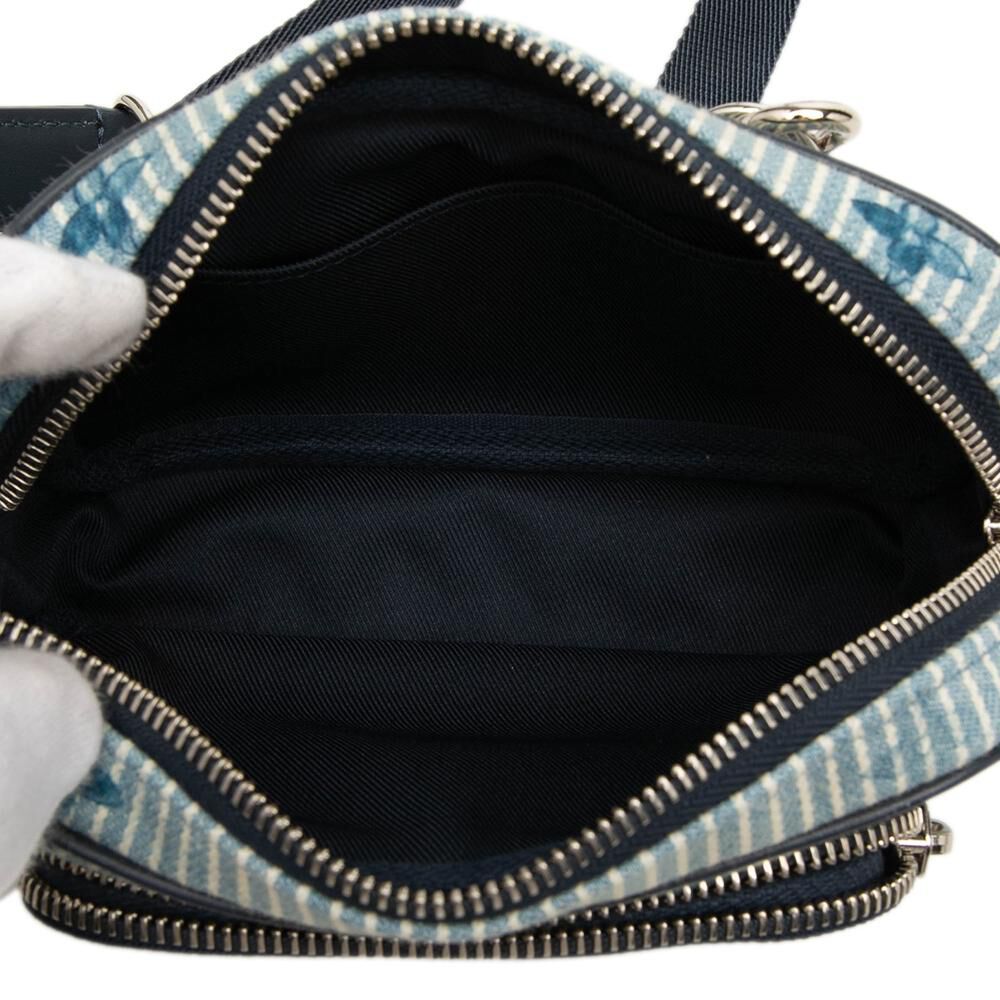 Louis Vuitton Pouch