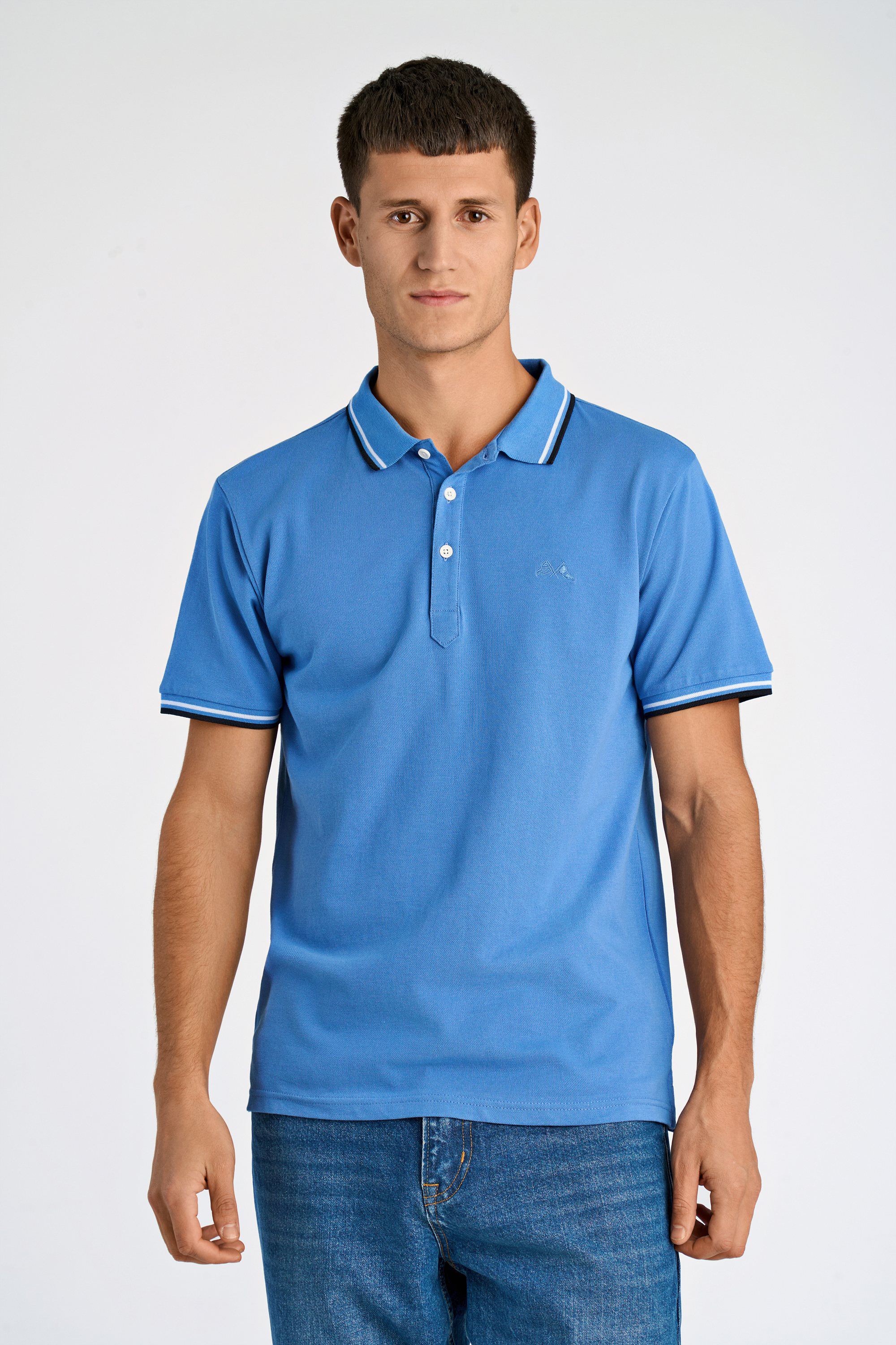 Polo shirt w. contrast piping