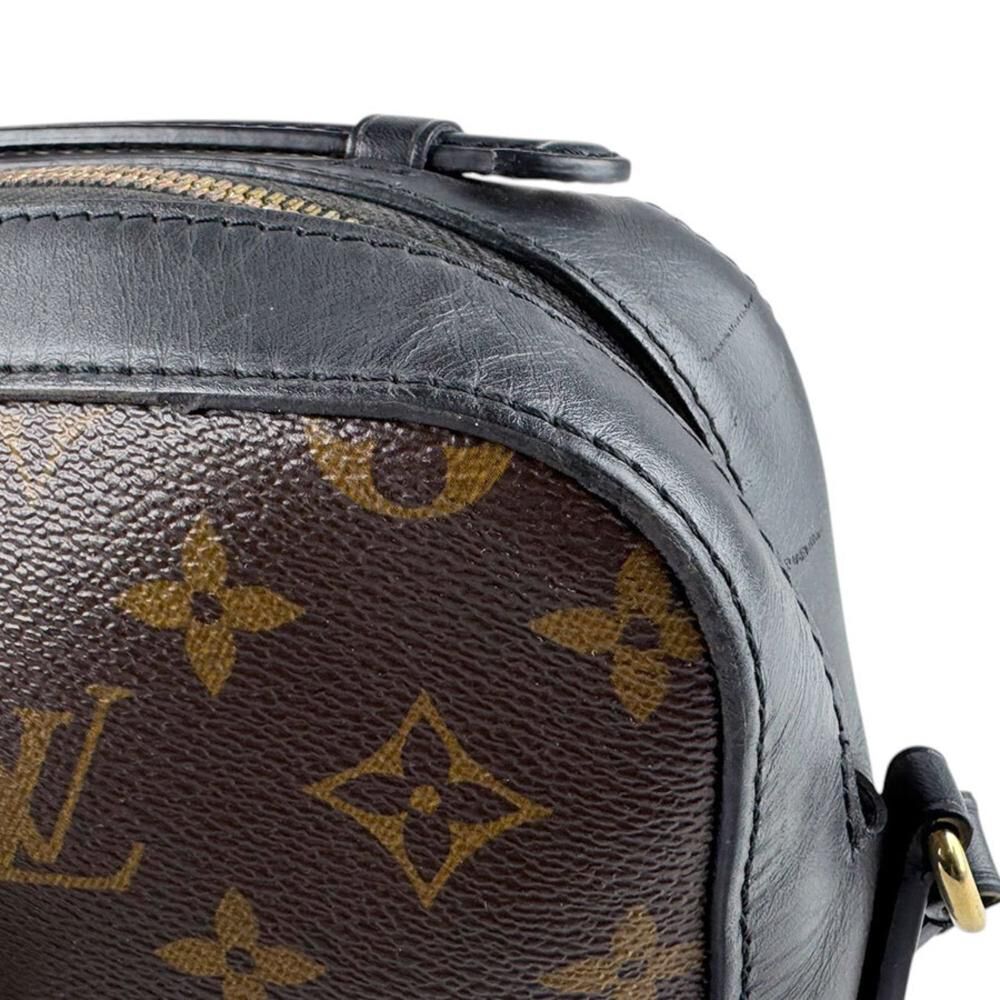 Louis Vuitton Shoulder Bags
