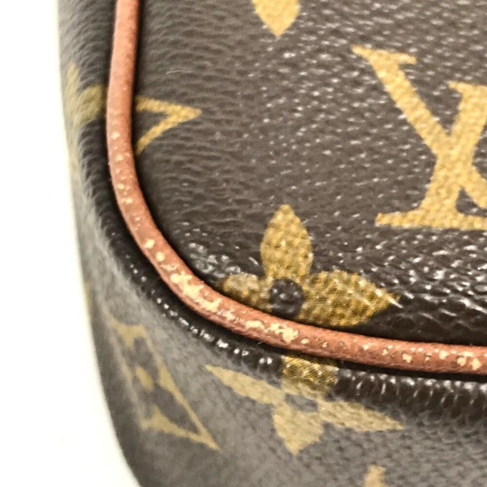 Louis Vuitton Shoulder Bags