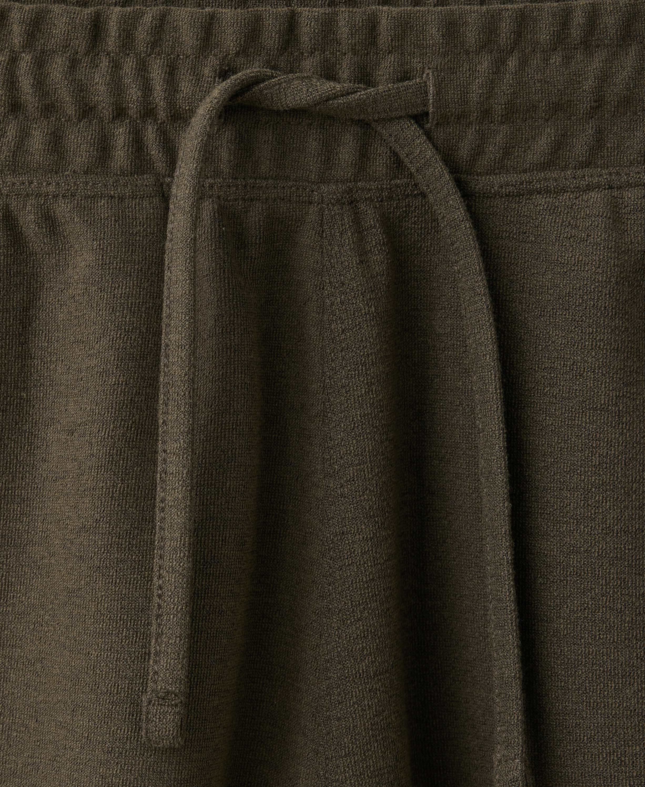 Textured cotton blend Bermuda short
