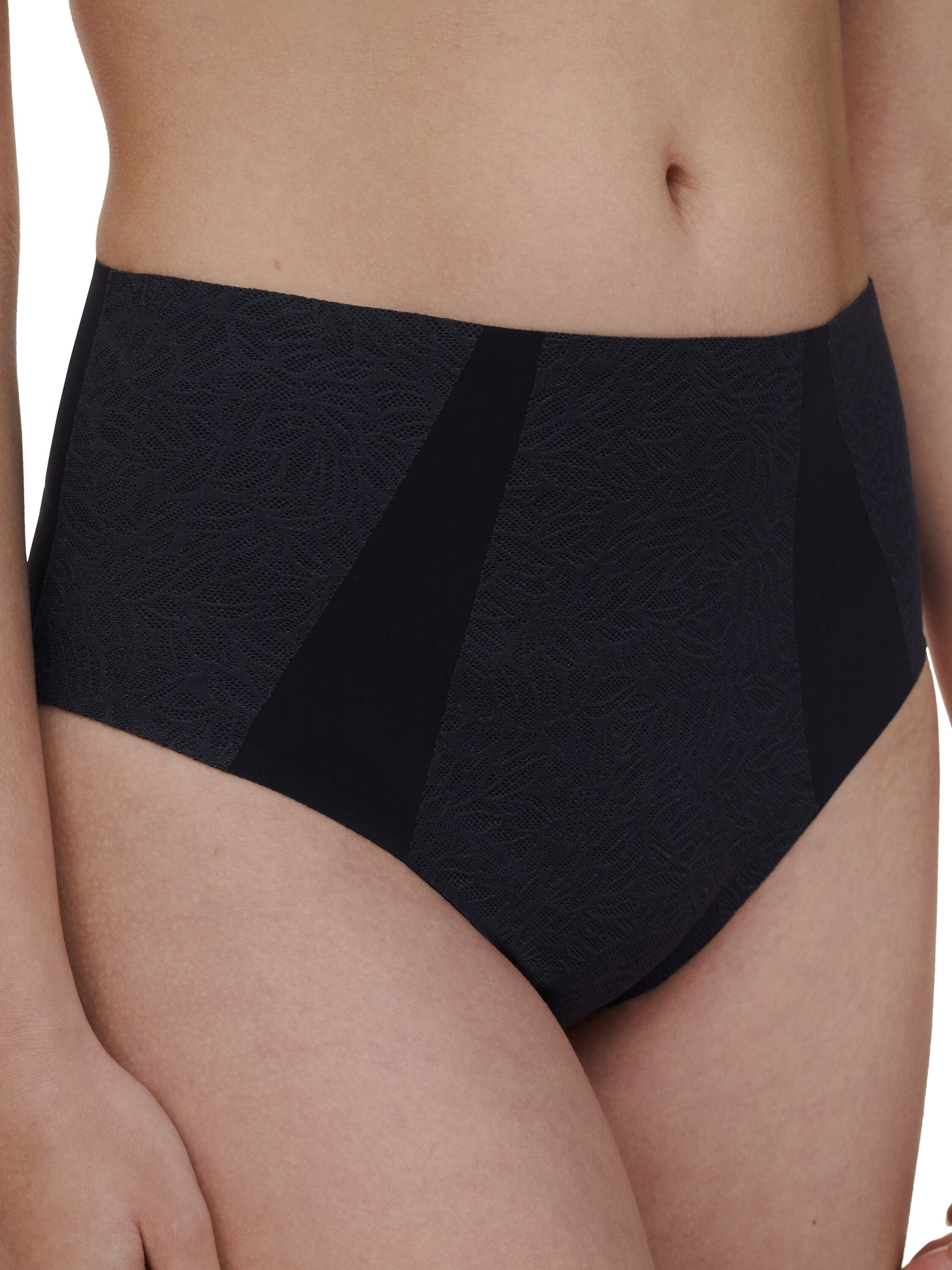 Pure Lace High-waisted support brief