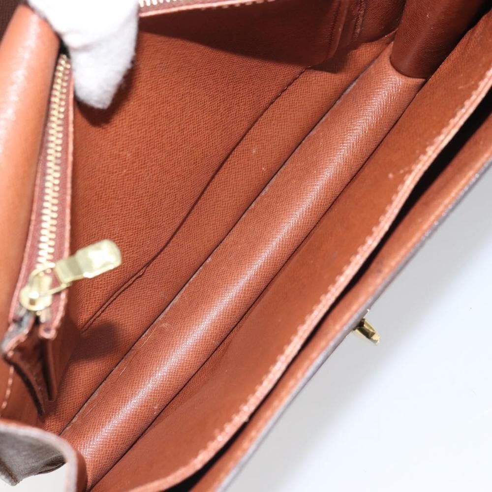 Louis Vuitton Raspail