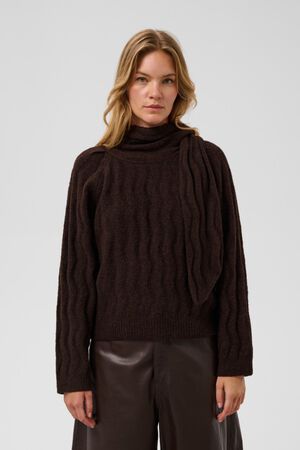 SLIdalia Pullover