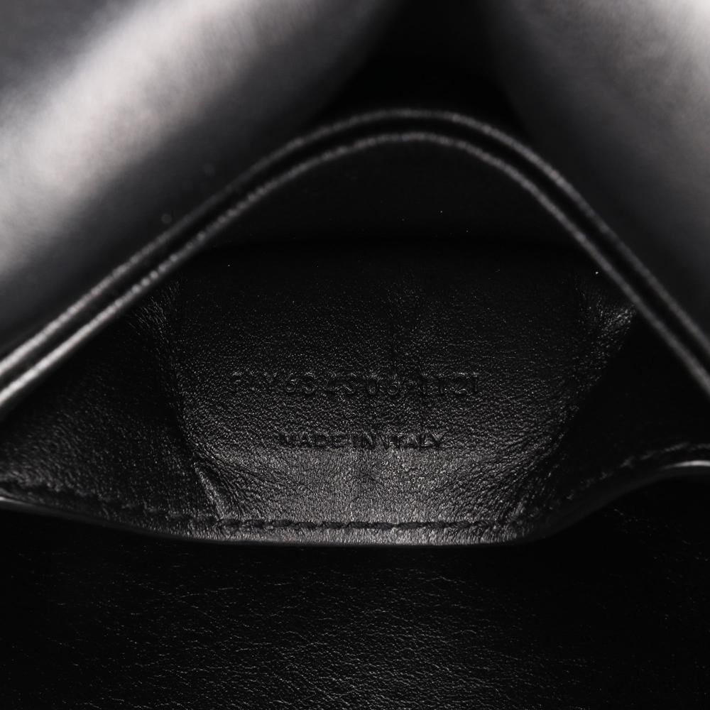 Yves Saint Laurent Shoulder Bag