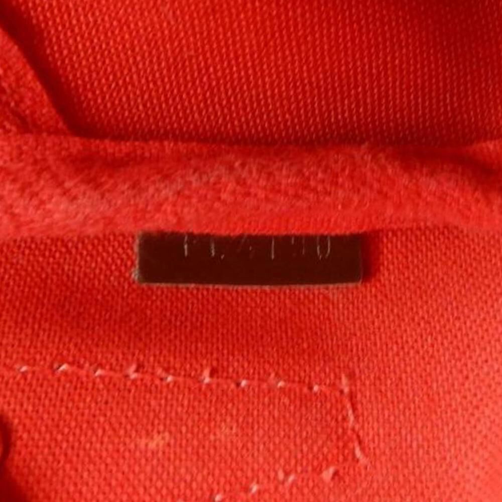 Louis Vuitton Rivington