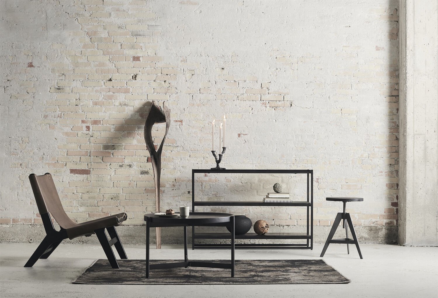 Lysestage Ava - Antik M&oslash;rk Gr&aring;