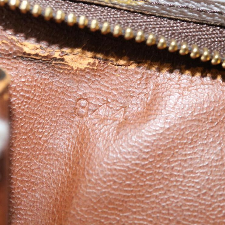 Louis Vuitton Poche Toilette