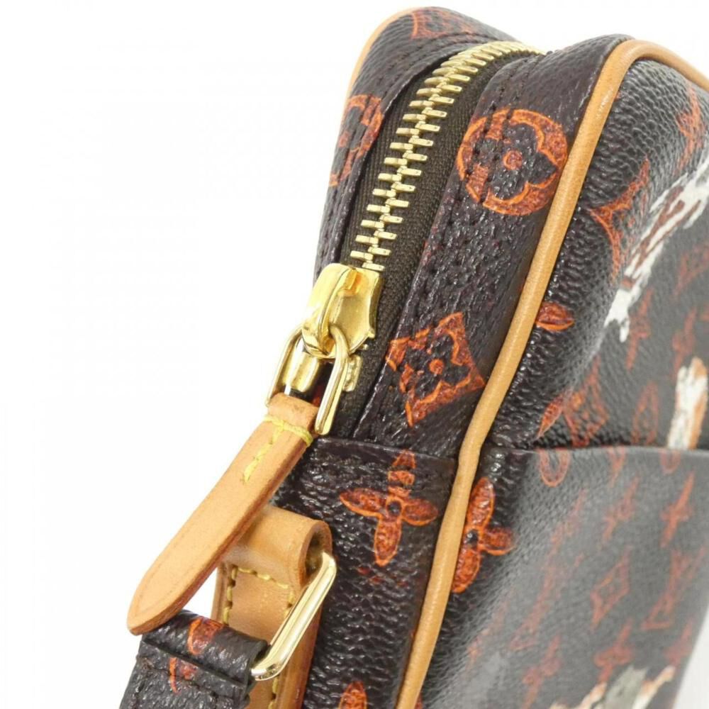 Louis Vuitton Shoulder Bags