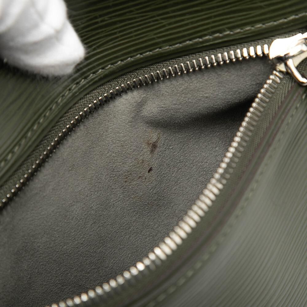 Louis Vuitton Clutch