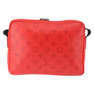 Louis Vuitton Messenger