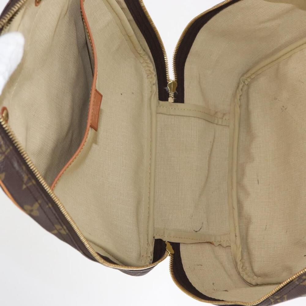 Louis Vuitton Excursion