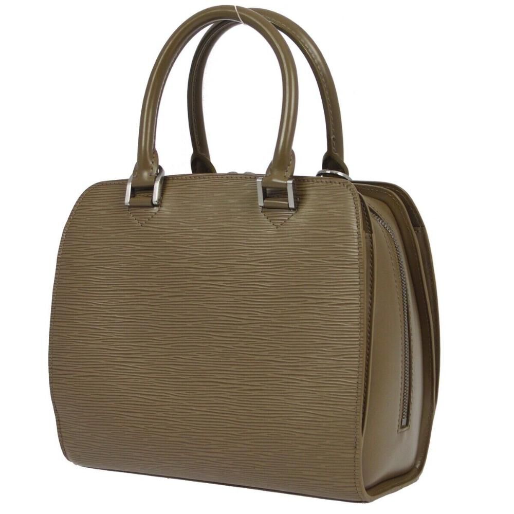 Louis Vuitton Pont Neuf