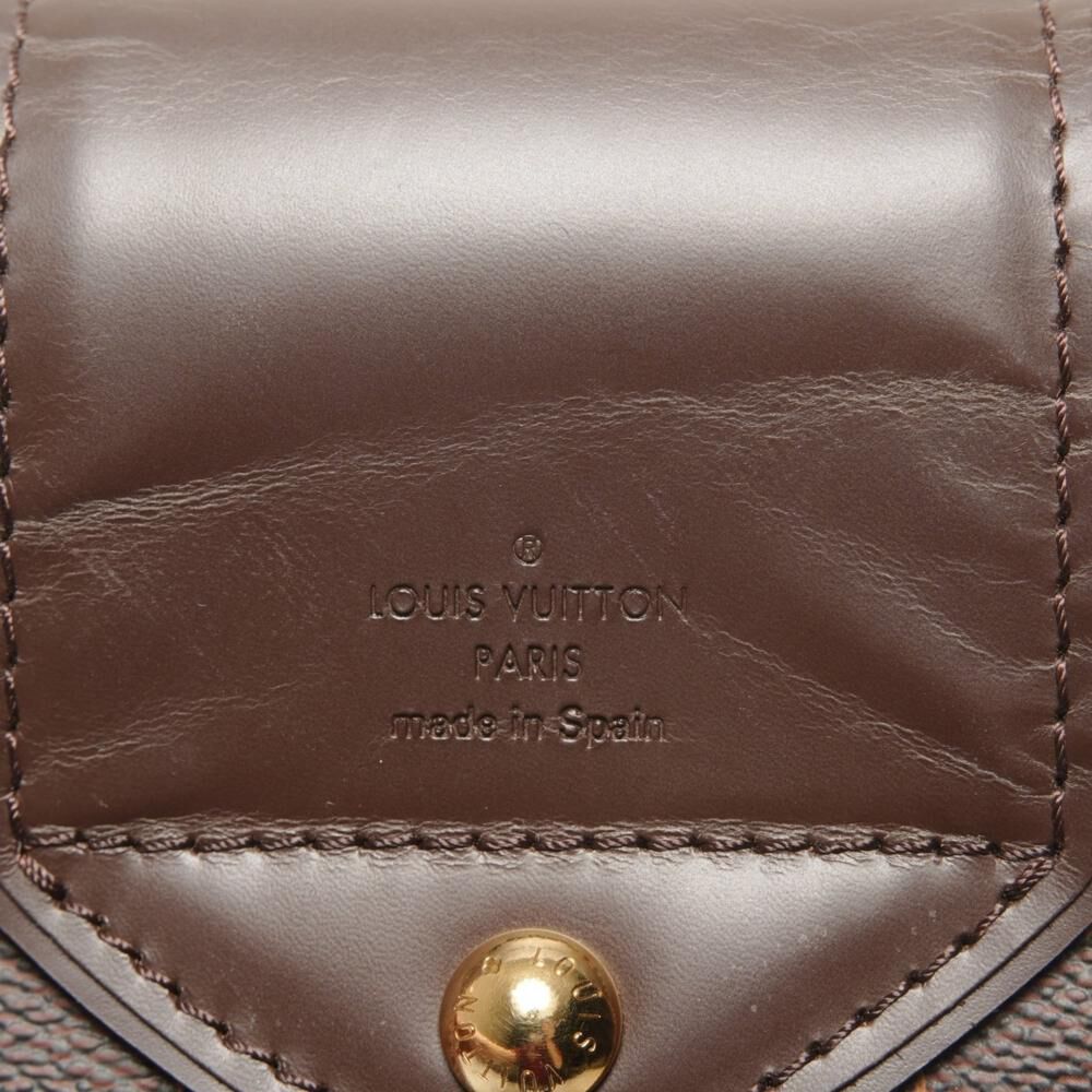 Louis Vuitton Shoulder Bags