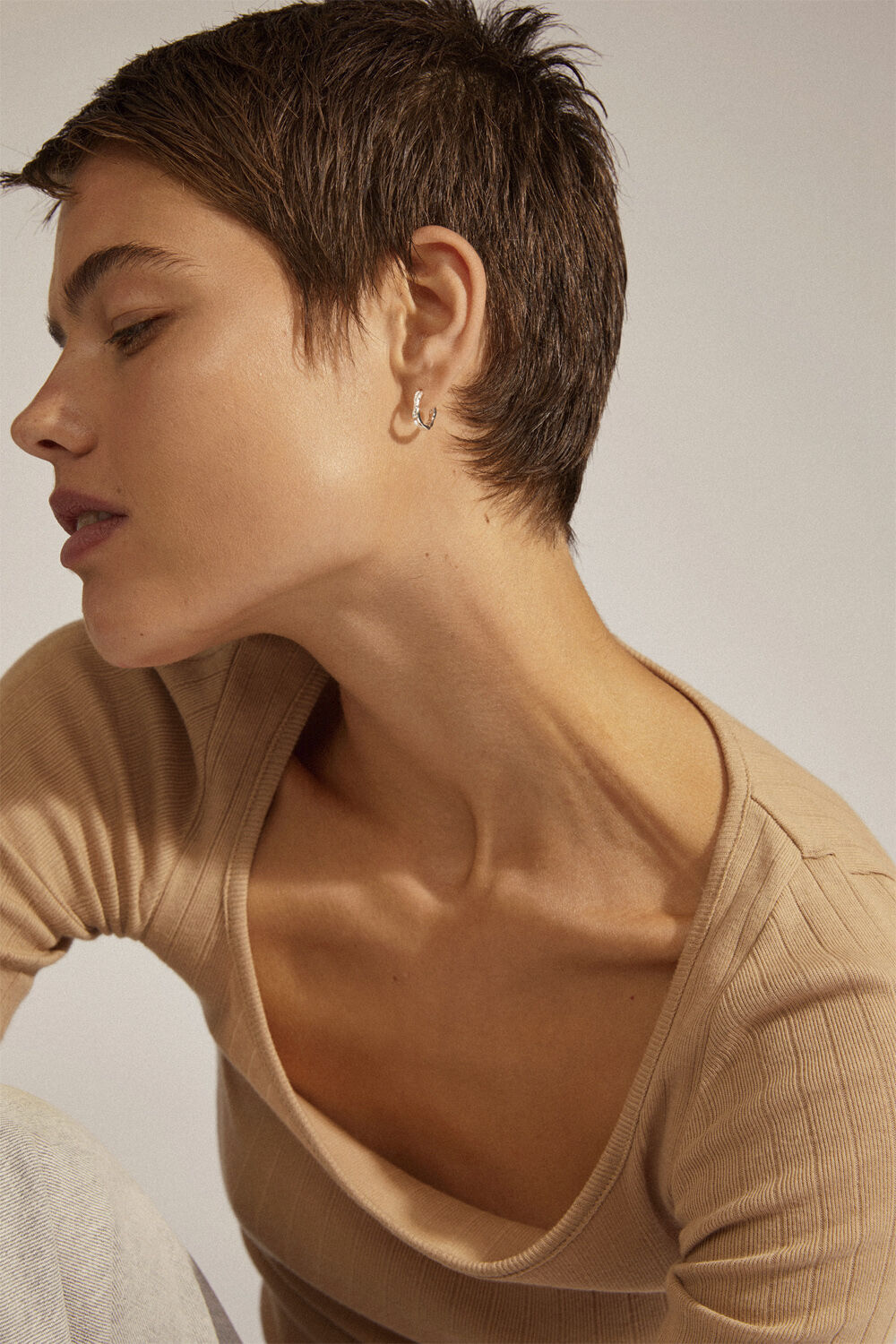 EDDY recycled organic shaped small hoops silver-plated