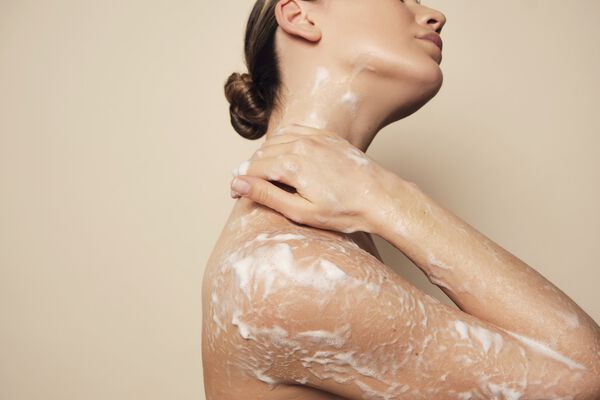 The Retreat Clarifying Hand & Body Wash