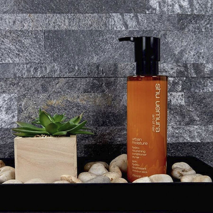 Urban Moisture Conditioner