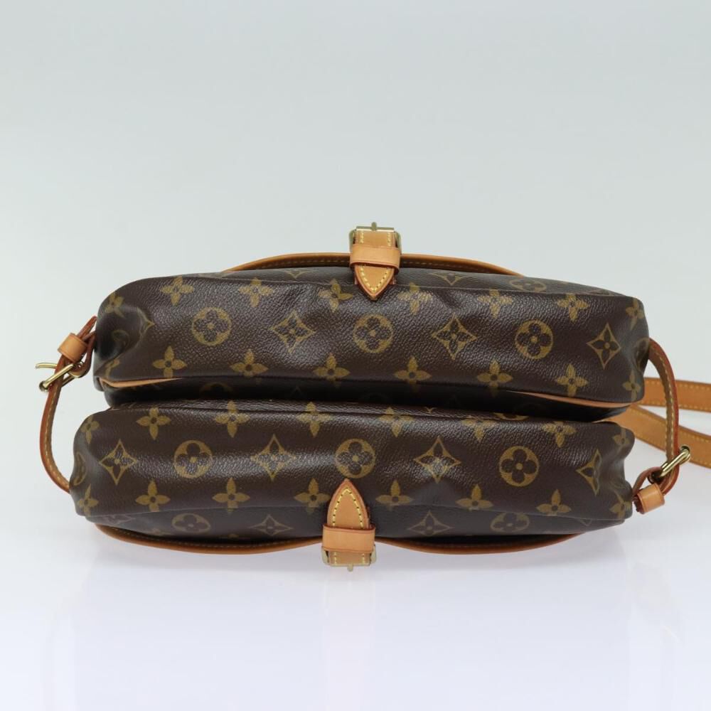 Louis Vuitton Saumur