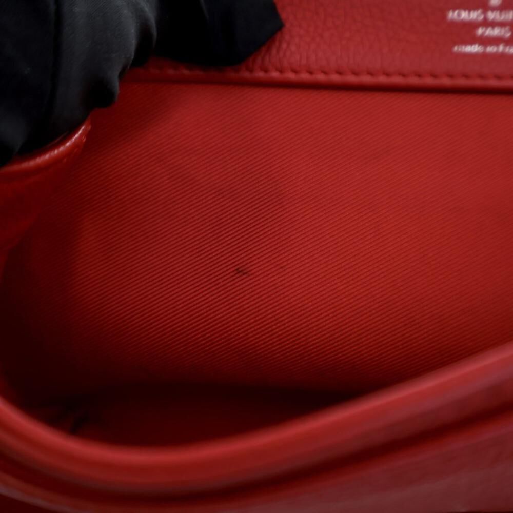 Louis Vuitton Shoulder Bags