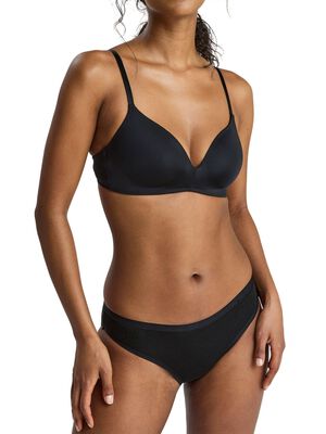 Bikinitrosor med normal midja