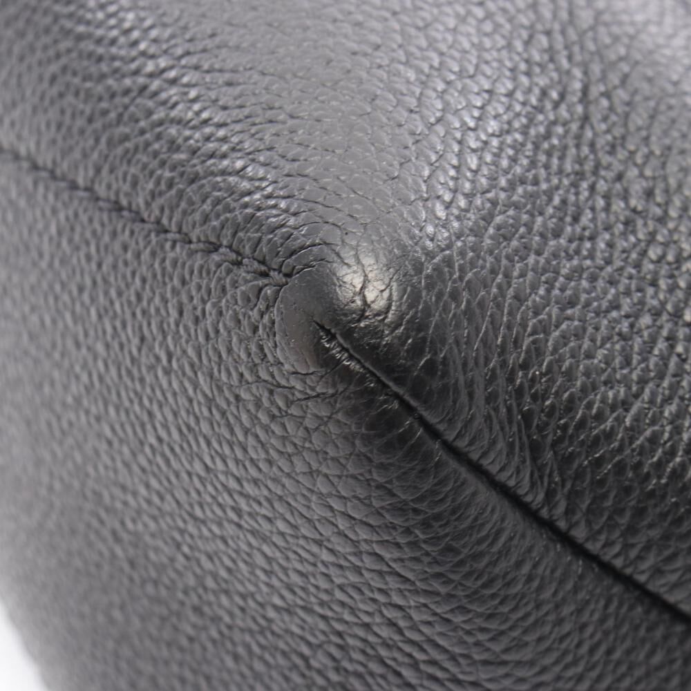 Louis Vuitton Messenger