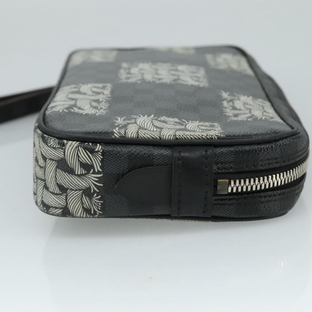 Louis Vuitton Clutch