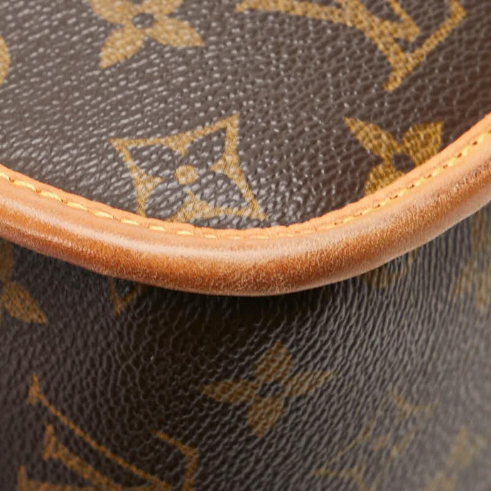 Louis Vuitton Shoulder Bags