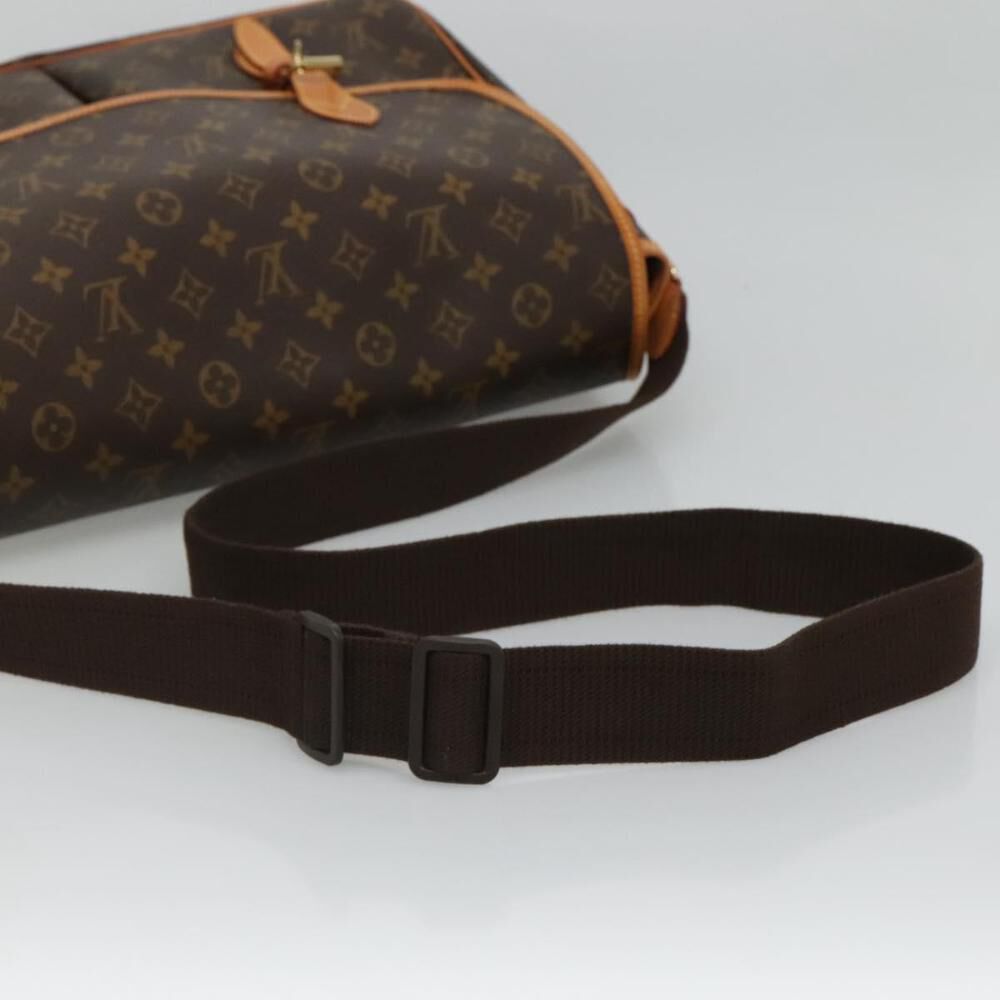 Louis Vuitton Gibeciere